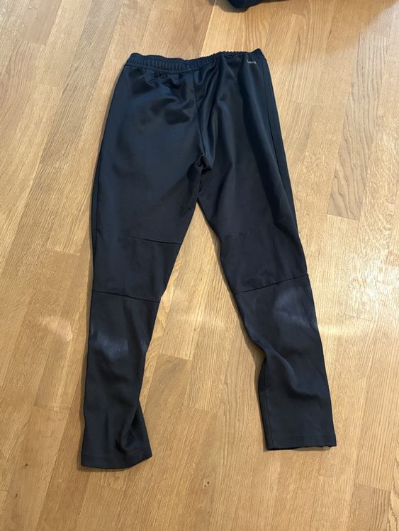 Adidas Pantaloni: Adidas Trainerhose Schwarz – Usato da Gümligen venduto da cir_75ch 2