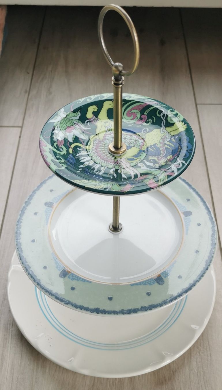 Teller: Vintage Etagere – Neu (gemäss Beschreibung) aus Dänikon ZH von Beldiwuffi 2