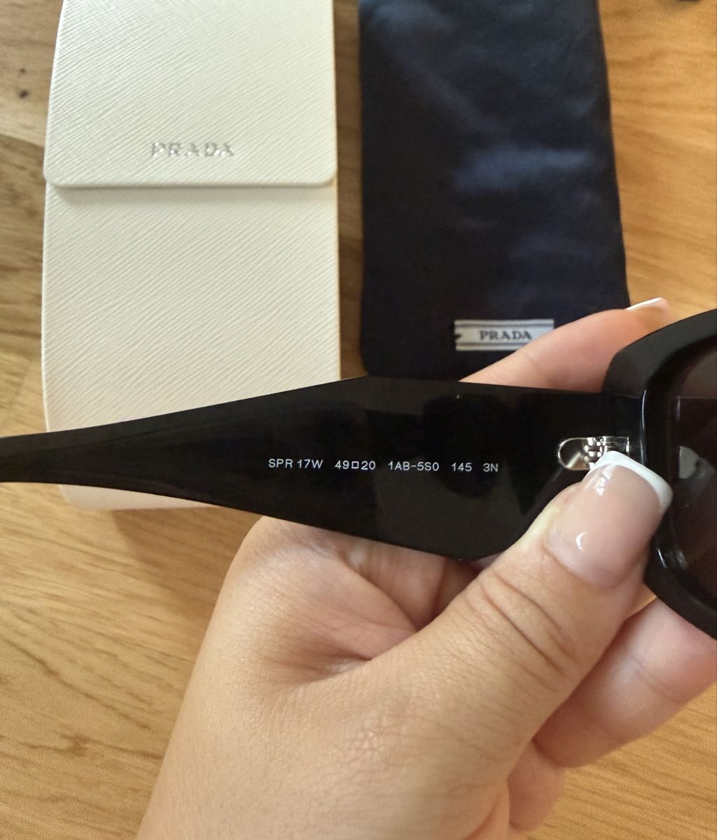 Prada Brillen & Gläser: Prada Sonnenbrille SPR 17W schwarz – Neu (gemäss Beschreibung) aus Zürich von Koller.S 4