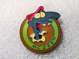 Ansteckpin 55: Mc Zee