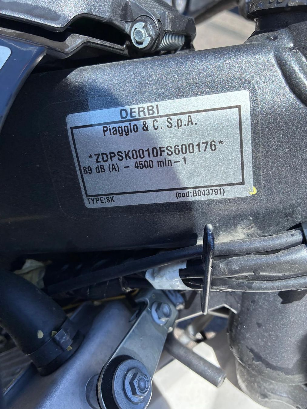 Derbi Strada: Motorrad Derbi Senda SM XTrem 50 – Usato da Kehrsatz venduto da 22hoppa 2