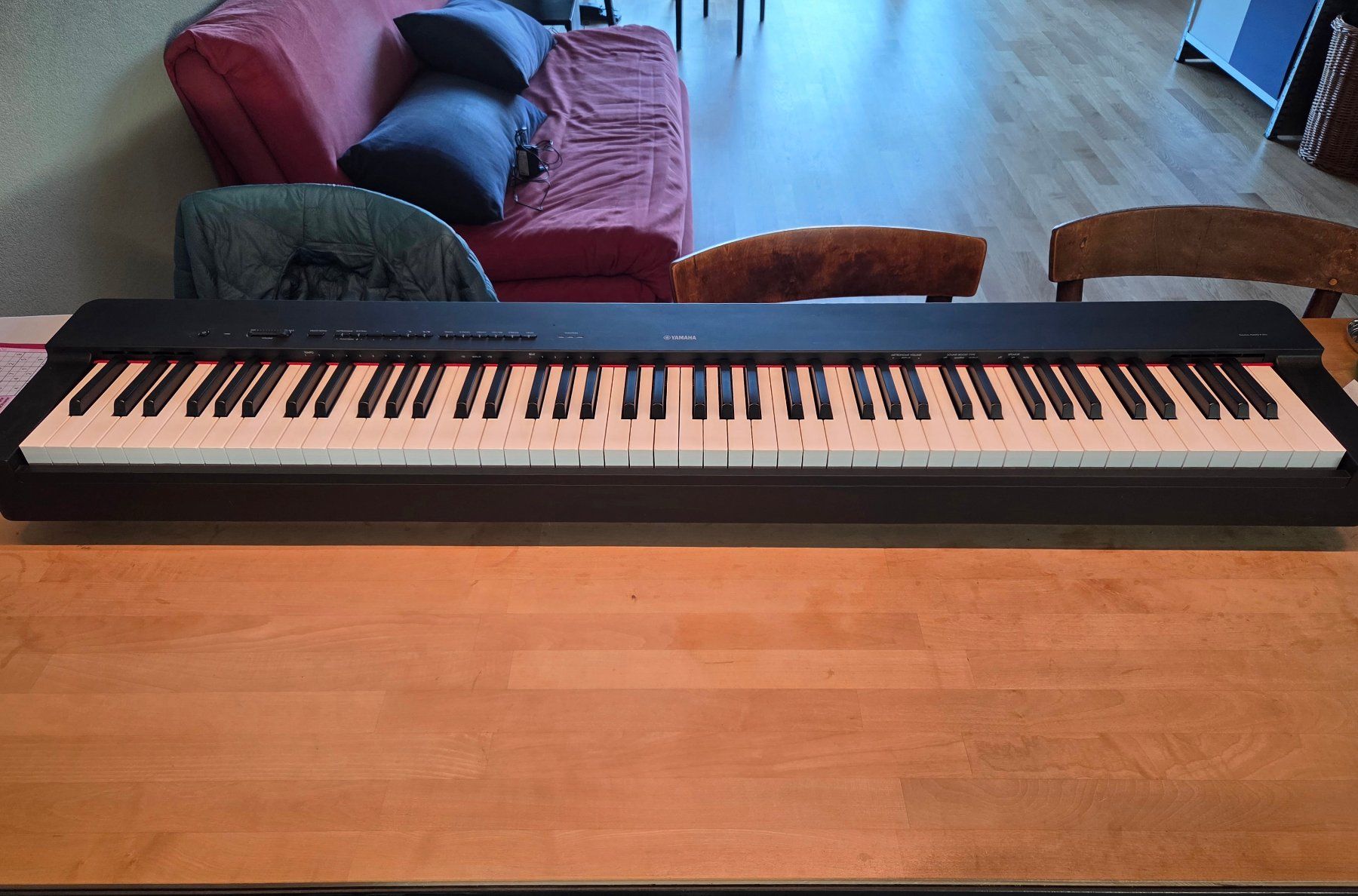 Yamaha Strumenti musicali: Stage Piano Yamaha P-225 – Usato da Bern venduto da bamboule