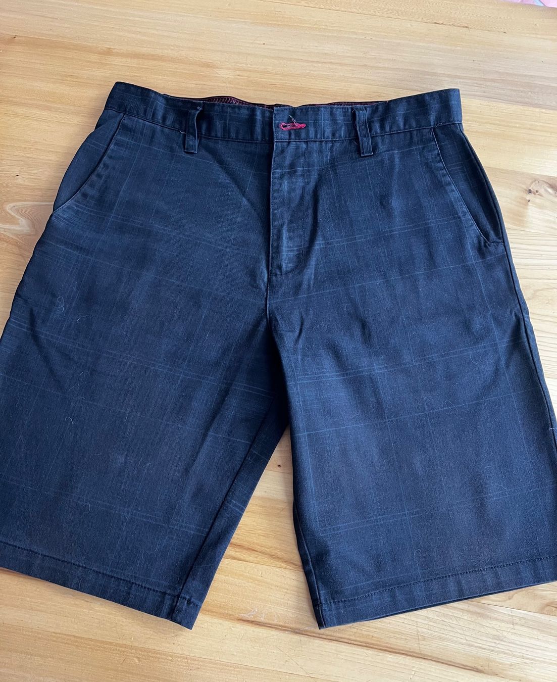Pantaloni: Shorts Burnside Gr.32 – Usato da Oberglatt ZH venduto da dauerbrenner