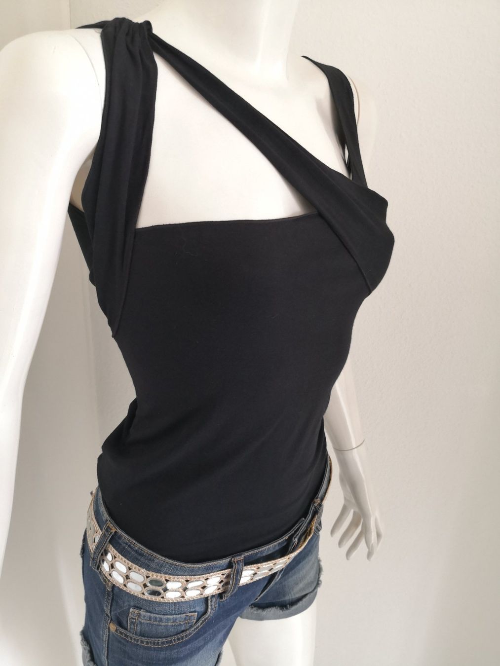 Mango Top: 🤩MANGO TRAPEZ-TOP STRETCH SCHWARZ – Nuovo (secondo la descrizione) da Olten venduto da Naja-Twins-Twins 8
