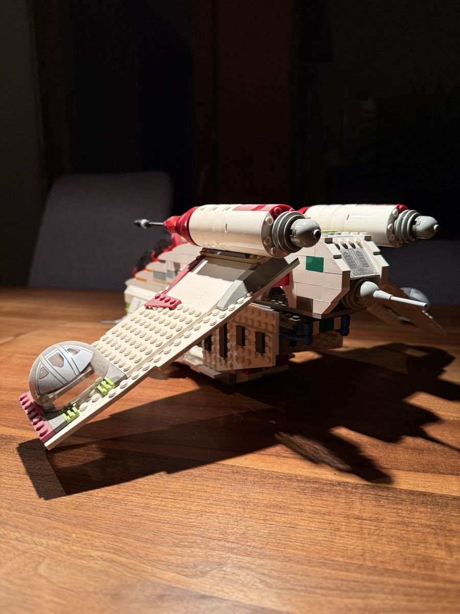 Lego Kit di costruzioni: Lego Star Wars Republic Gunship 7163 – Usato da Oberdorf SO venduto da Zurbi07 1