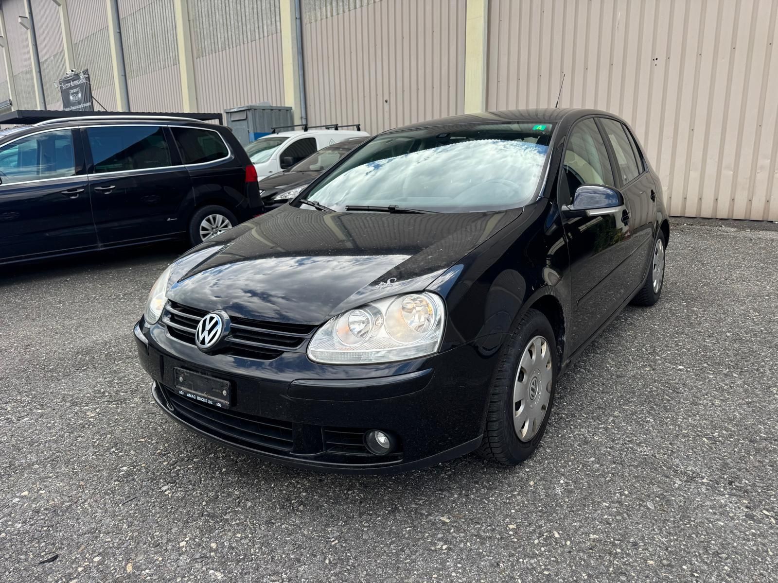 VW Automobili: VW Golf V 1.4 Benziner handschaltung – Usato da Eschen venduto da kingkong010 1