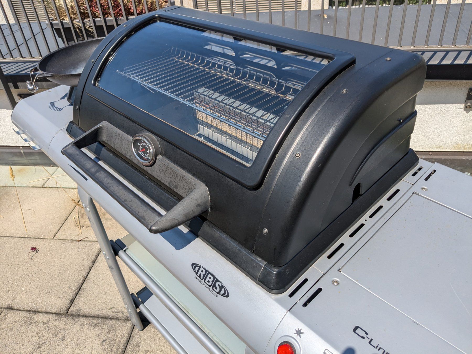 Campingaz Grills: Campingaz Grill C-Line 2400 – Gebraucht aus Dietikon von  2