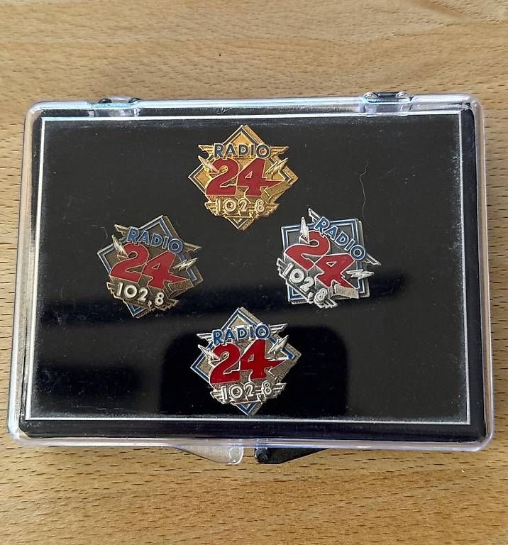 Placchette & Badge: Pins – Usato da Würenlingen venduto da der-Rabe