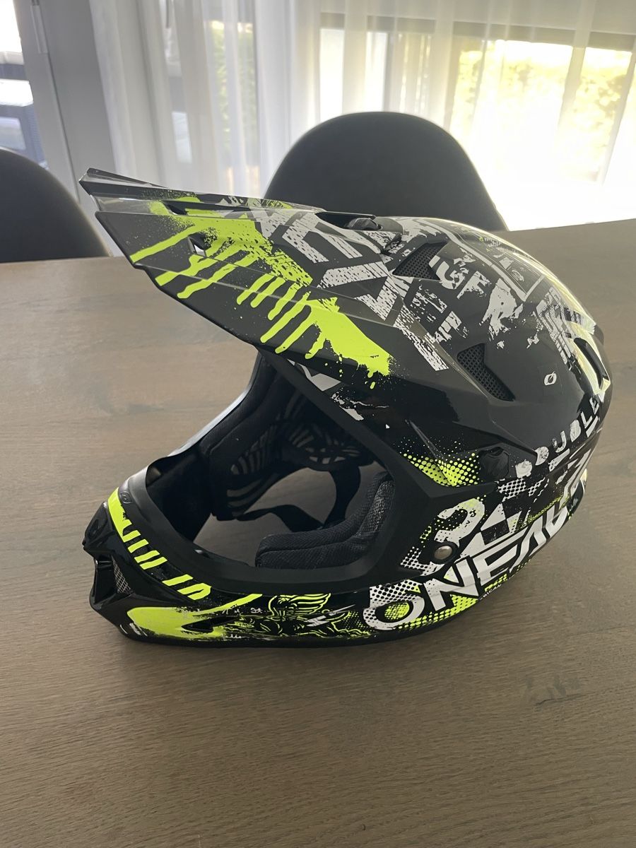 Caschi: O'Neal Helm Race BMX / Downhill – Usato da Opfikon venduto da Giovane7