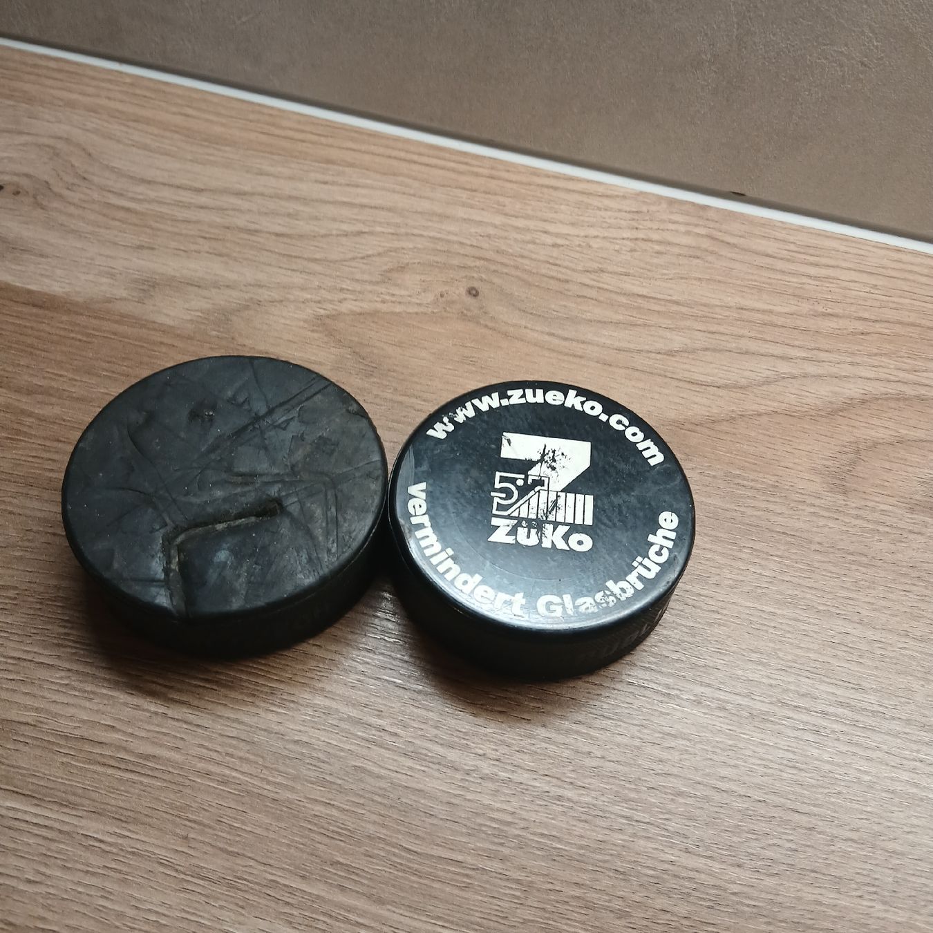 Giochi: Eis hockey 🏒 – Usato da Rapperswil SG venduto da Danii008
