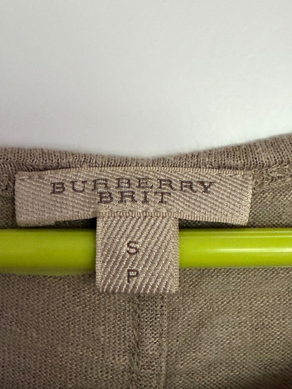 Burberry T-shirt: Burberry Leinenshirt – Usato da Küssnacht venduto da Flowerlady 2