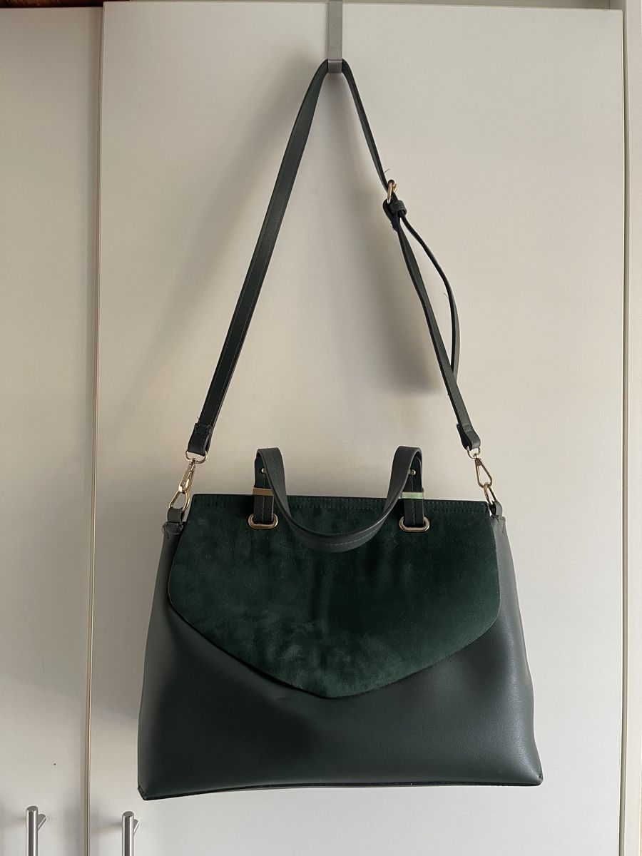 Taschen für Damen: Handtasche in Tannengrün – Gebraucht aus Arni AG von belfidi