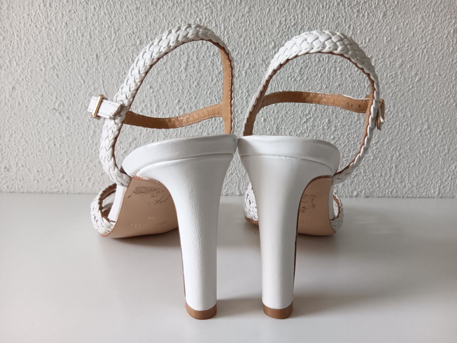 Scarpe da donna: MINELLI Sandales / Sandalen pointure / Nummer 36 – Usato da Cossonay-ville venduto da Super-Price-Quality 6