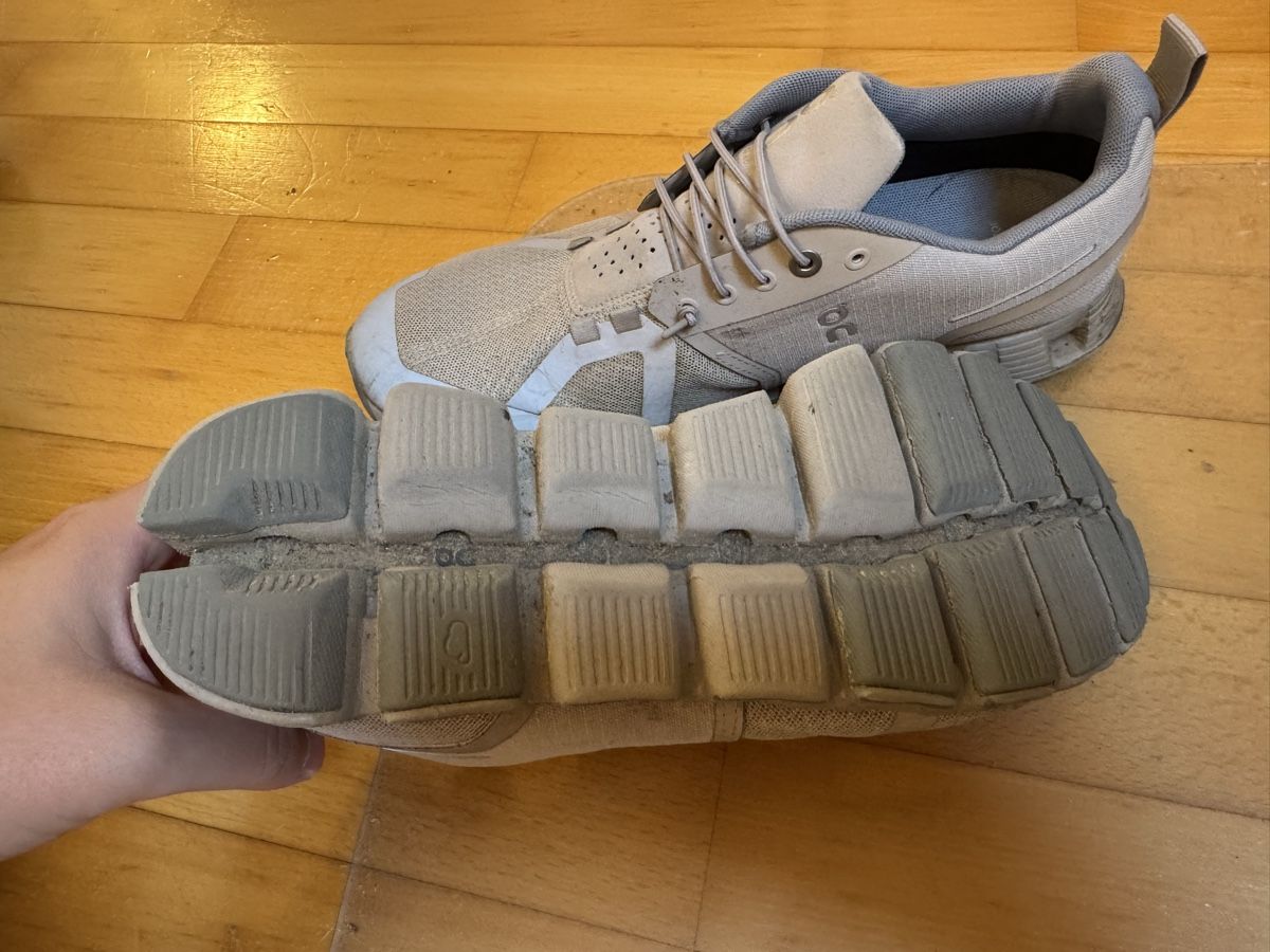 On Chaussures femmes: On Cloud Waterproof Desert/Lunar – D'occasion à Dietlikon par martelena 2