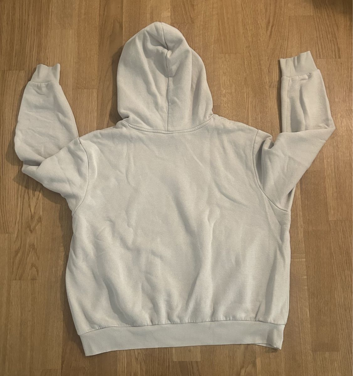 H&M Pullover & Sweatshirts: Beige NASA Hoodie – Gebraucht aus Winterthur von gaby.00 1