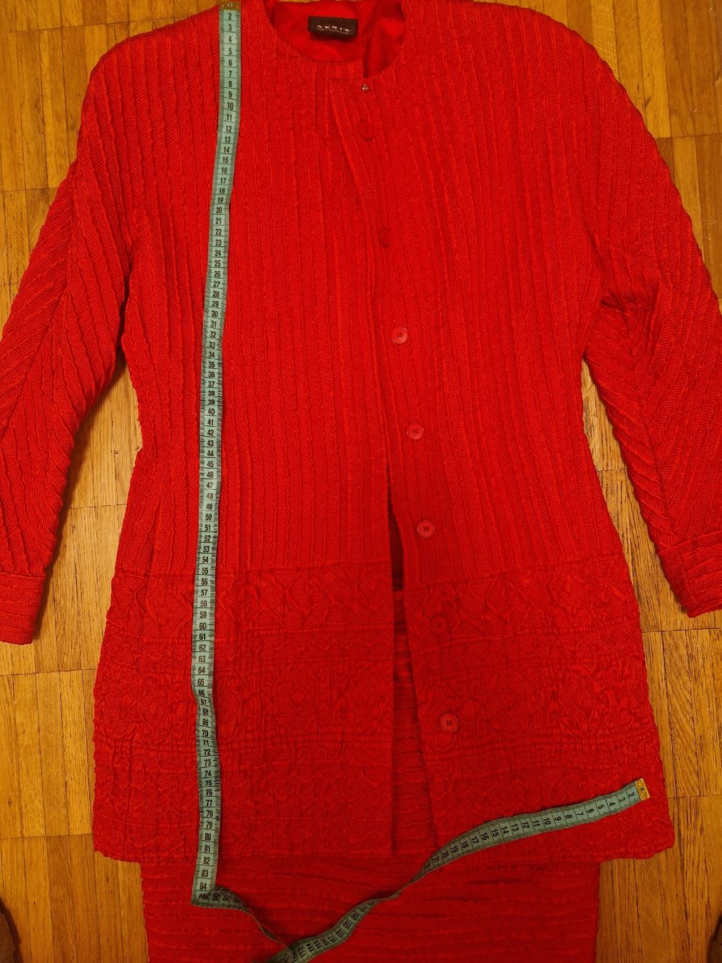 Costumes: Akris Kostüm rot Grösse 40,  Seide Wolle – D'occasion à Binningen par Daja75 2