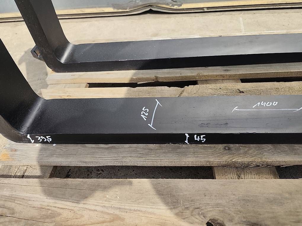 Carrelli elevatori e a forche: Fourche élévateur FEM3 1400mm – Usato da Bassecourt venduto da Jumat 2