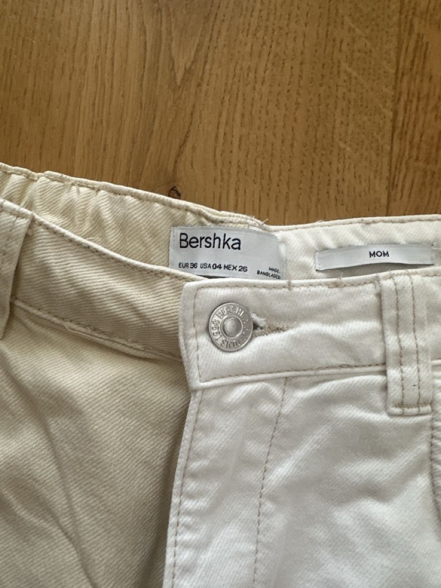 Bershka Pantaloni: Hose Bershka Gr.36 – Nuovo (secondo la descrizione) da Diepoldsau venduto da Sonne14 1