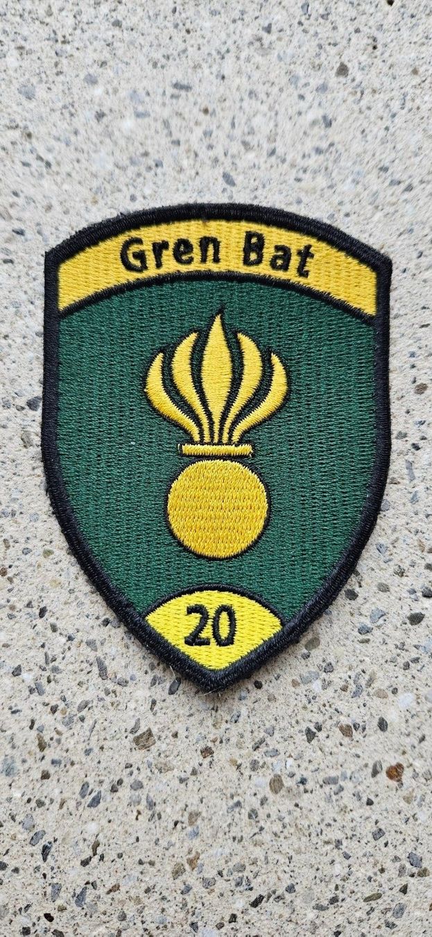 Schweizer Armee Plaketten & Abzeichen: *** Badge Grenadier ohne klett *** – Neu und originalverpackt aus Riedholz von fr_sIruP