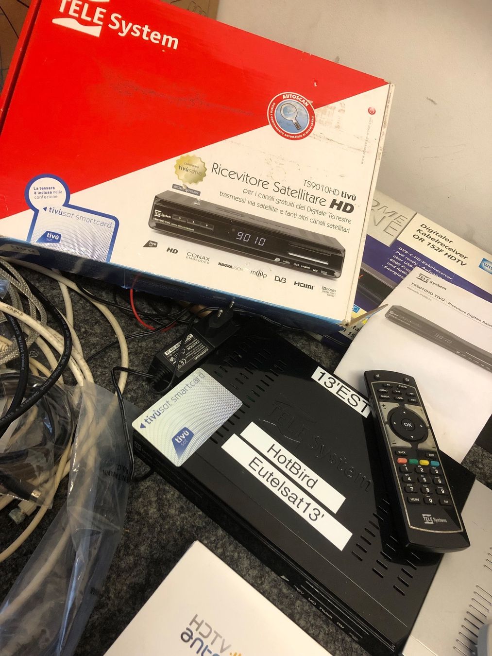 Ricevitori: Satellitenschüssel / Receiver / Antennen – Usato da Schwanden GL venduto da Doctor303 1