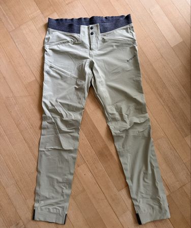 RADYS Outdoor Hose Grösse L PFC FREE guter Zustand