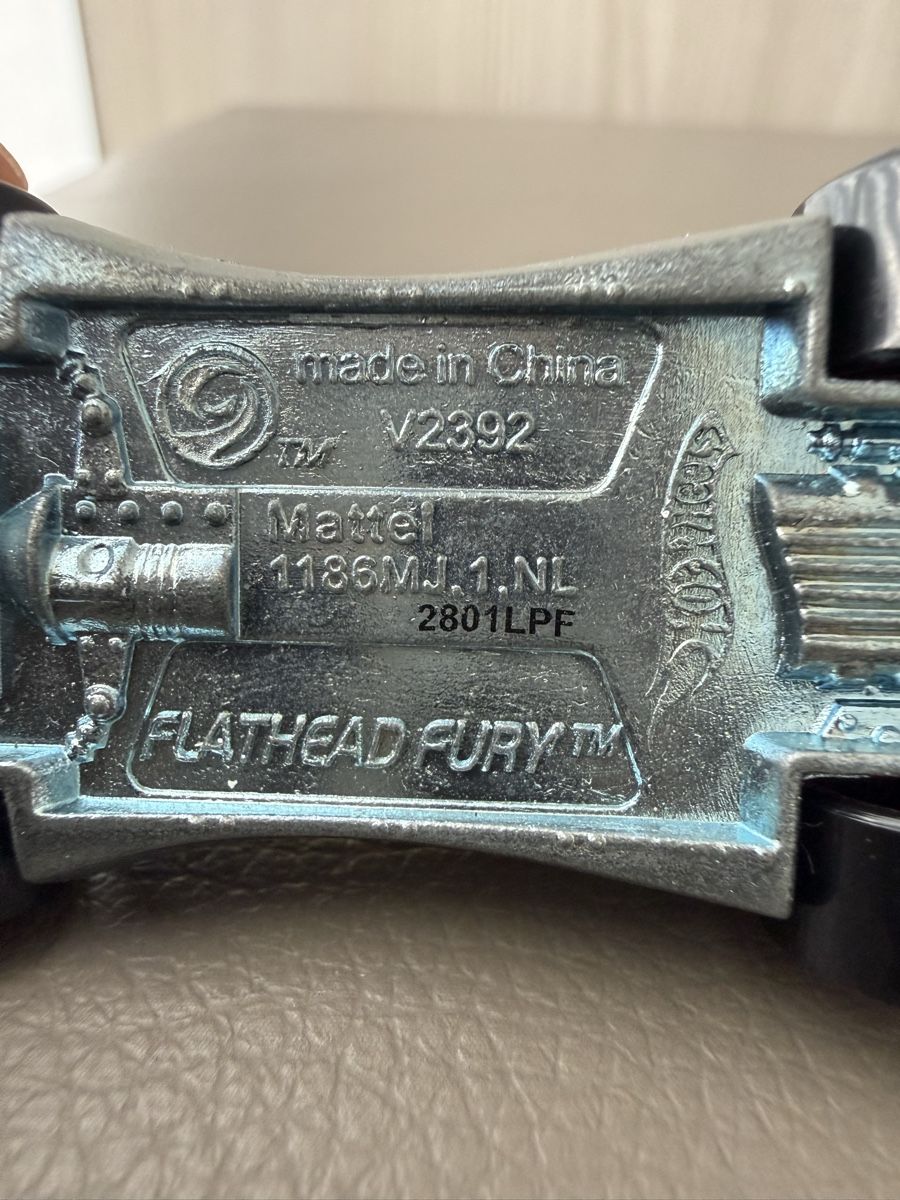 Hot Wheels Modellini d'auto: Hot Wheels Flathead Fury, auto da corsa nera e rossa – Usato da Viganello venduto da mat_bds6 5