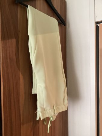 ELEGANTE MADELEINE HOSE hellgrün / M  passt 38-40