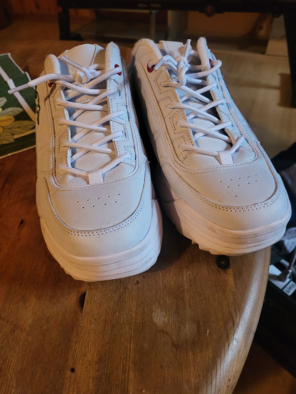 Kappa Scarpe da uomo: Baskets Kappa blanches taille 45 neuves – Usato da Troistorrents venduto da ami_mzq5