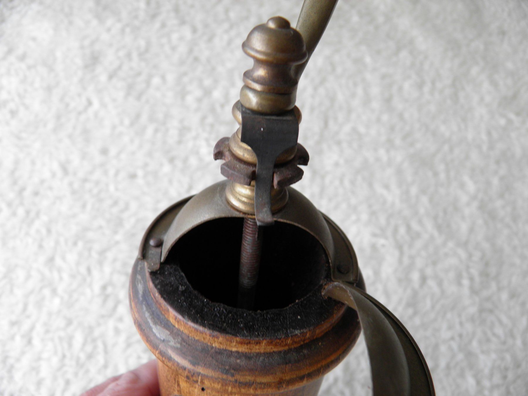 Elettrodomestici da cucina: Grosse Vintage Pfeffermühle – Usato da Triesen FL venduto da Trigon 5