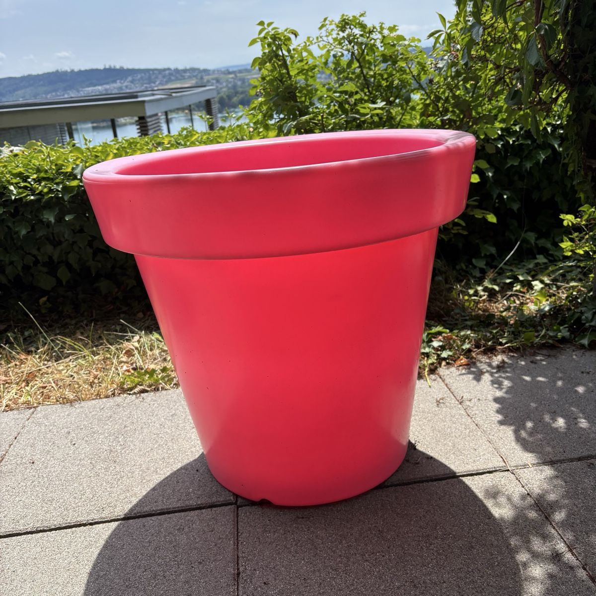 Blumentöpfe: BLOOM! Pflanzenkübel – Gebraucht aus Biel/Bienne von Eiskristall08