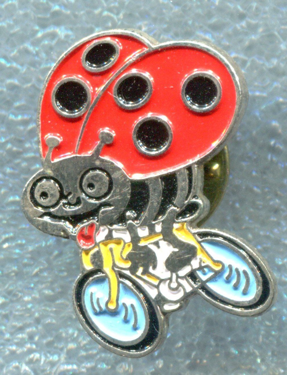 Plaquettes & Badges: BLICK Käfer  mit Fahrrad – D'occasion à Winterthur par Sammleroase