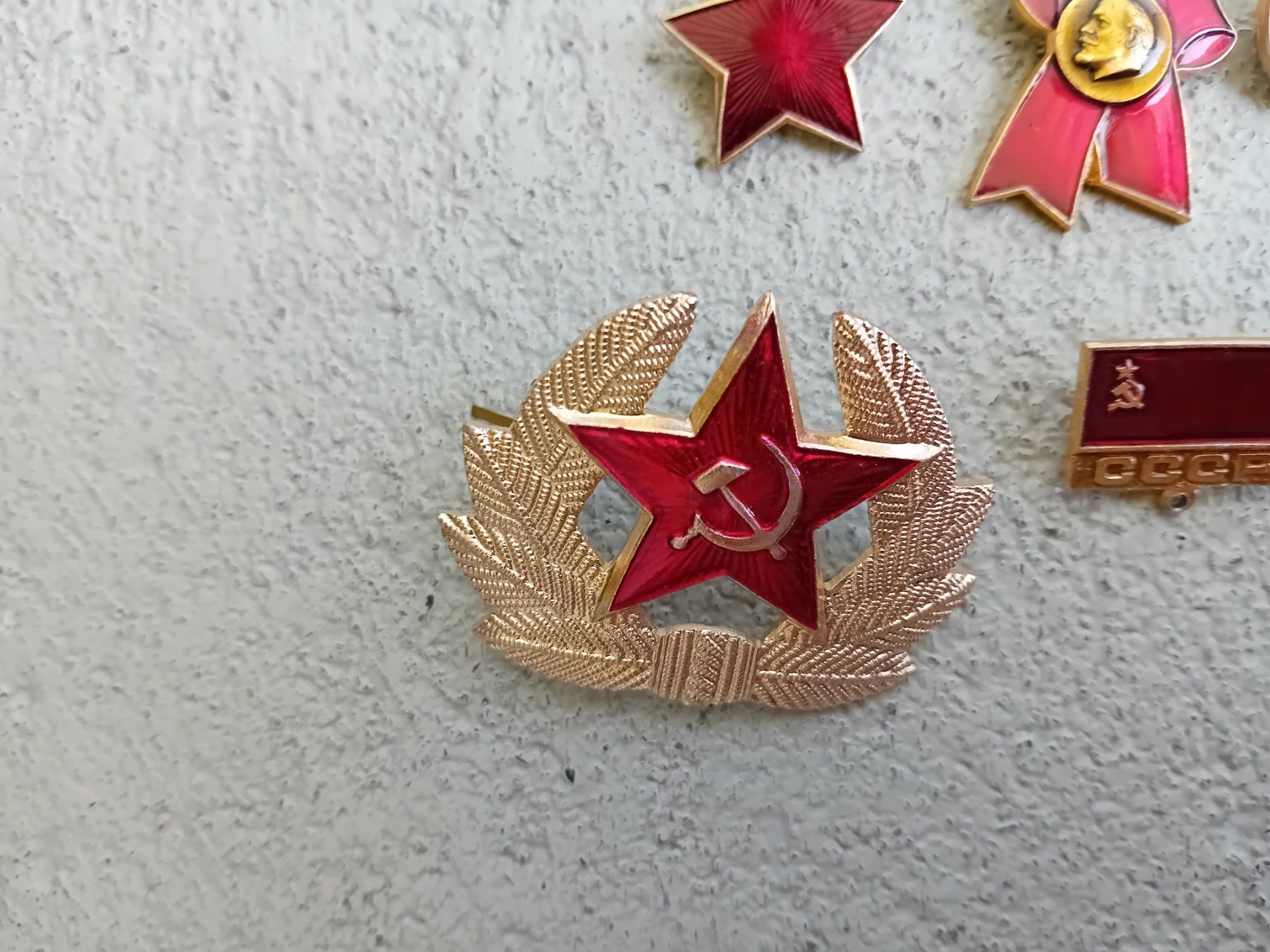 Plaketten & Abzeichen: Russische Abzeichen lot 40stk. – Neu (gemäss Beschreibung) aus Kriens von  4