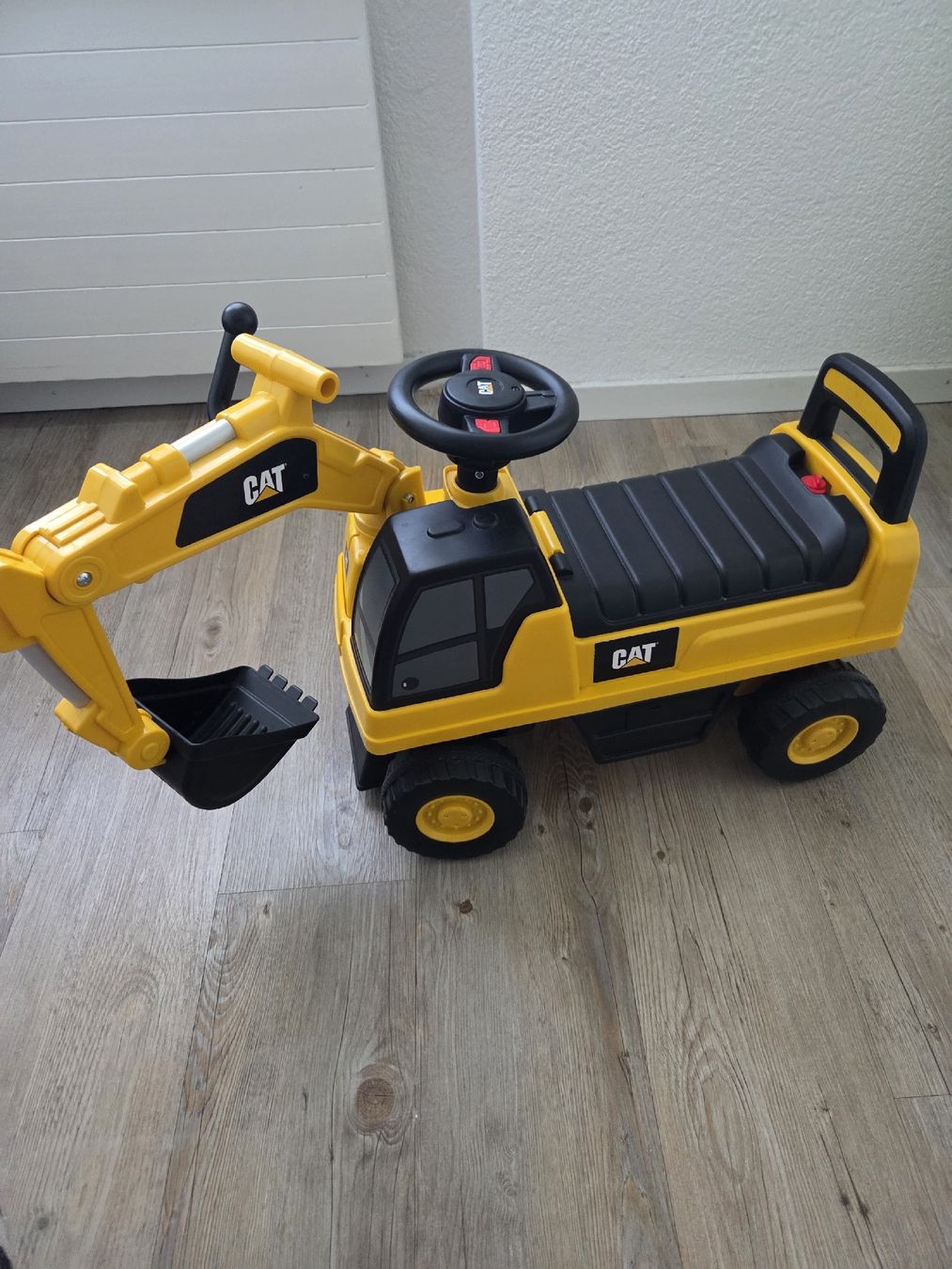 Escavatori: CAT Sitzbagger mit Sound  – Nuovo (secondo la descrizione) da Menziken venduto da BRI90