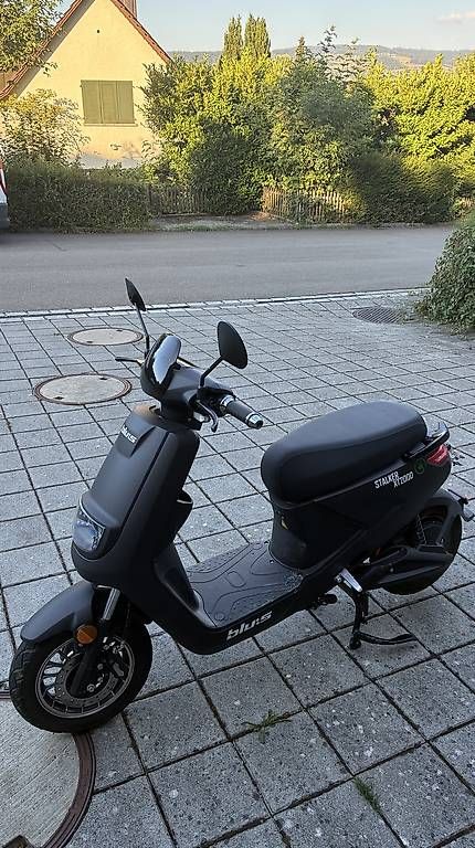 Scooters: E-Roller Bluis 45km/h – D'occasion à Thalwil par lui_pw95 1