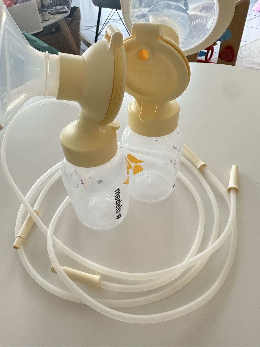 Medela Accessori per l’allattamento: Medela Double Pump Kit (No Pump Included) – Usato da Murgenthal venduto da mar_q2yf