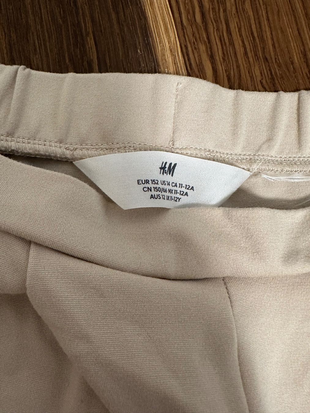 H&M Pantaloni: Sommerhose Grösse 152 – Usato da Brunnen venduto da annitime 1