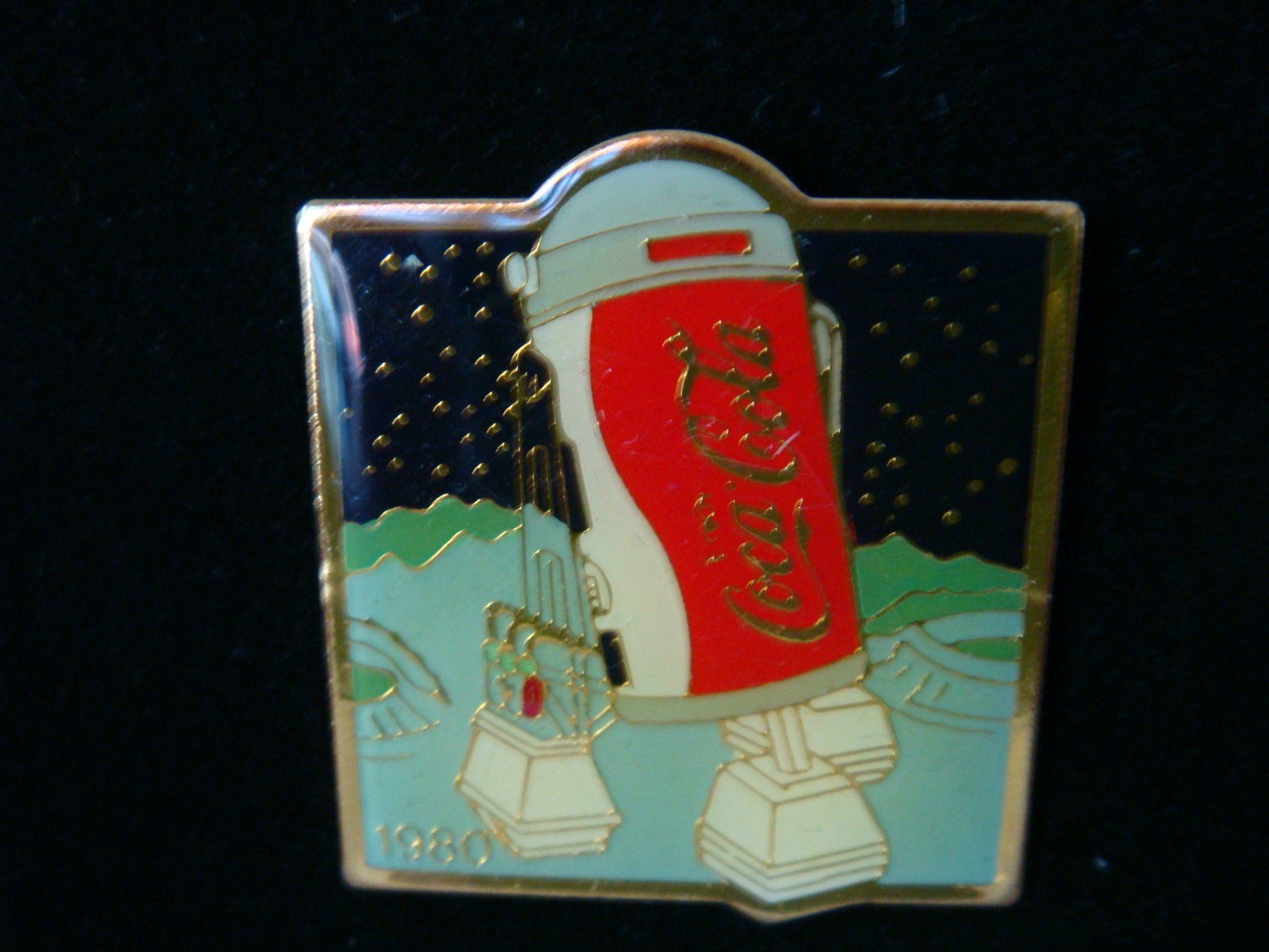 Coca-Cola Placchette & Badge: Pins Coca-Cola vintage – Usato da sugiez venduto da Svicente 7