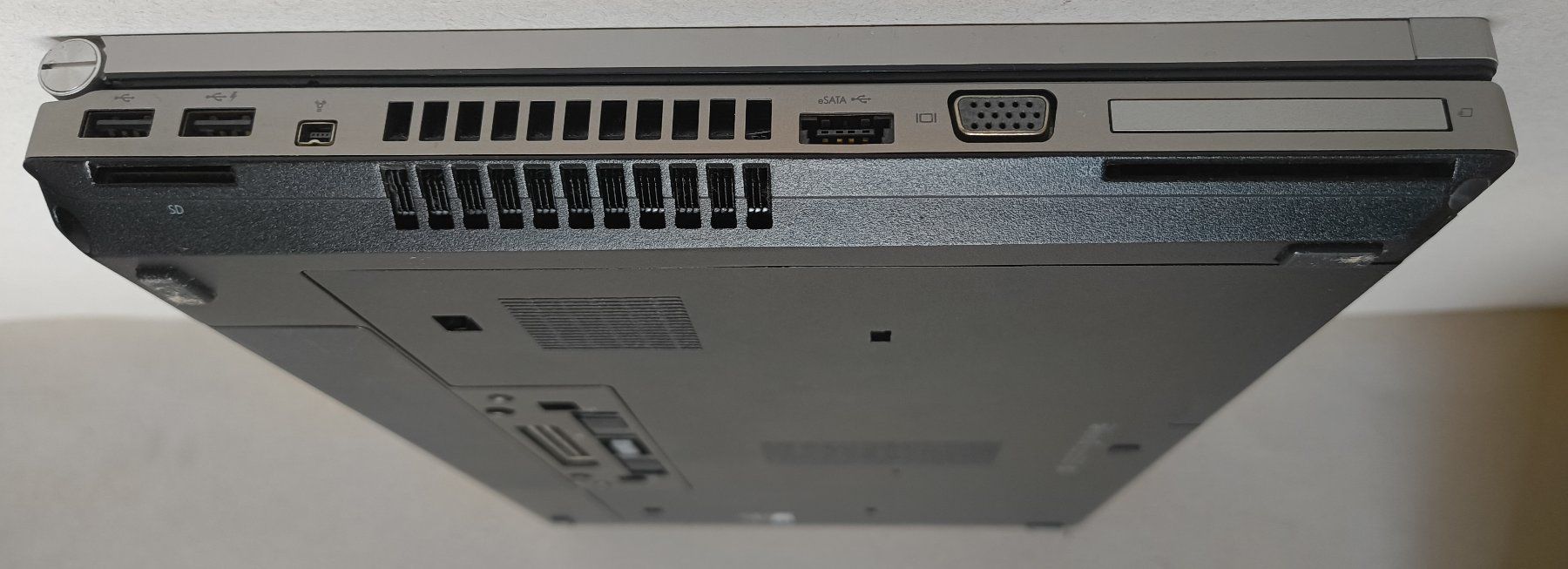 Hewlett Packard Notebook: HP EliteBook 8570p + Tasche – Usato da Hittnau venduto da Riven66 5