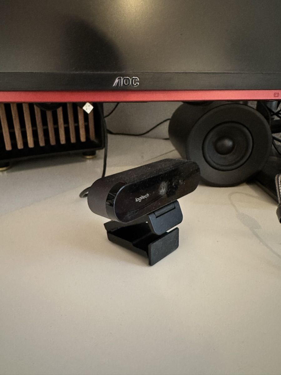 Logitech Webcams: Logitech Brio Webcam – Neu (gemäss Beschreibung) aus Längenbühl von ZSilu3011 1