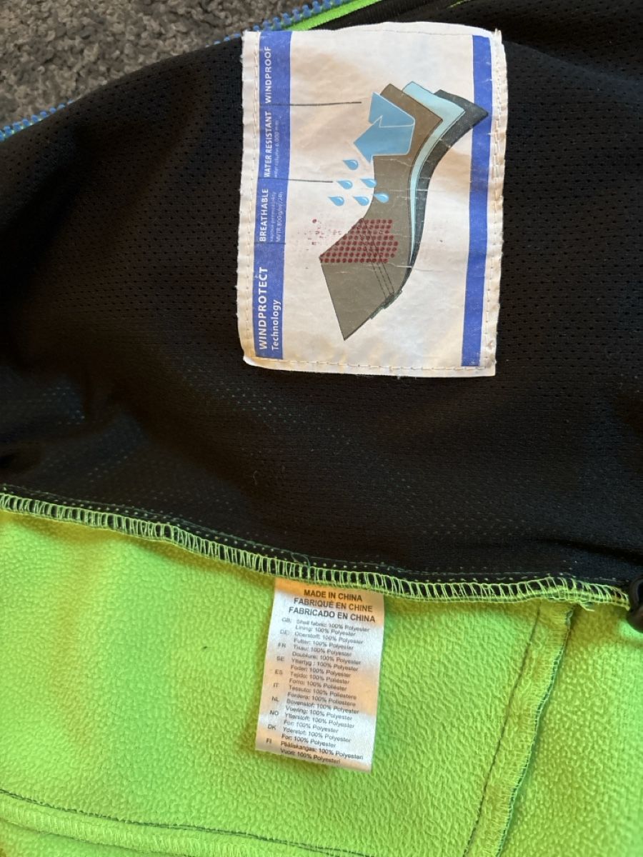 Trollkids Jacken & Mäntel: Trollkids Softshelljacke – Gebraucht aus Schlosswil von wizZzor 3