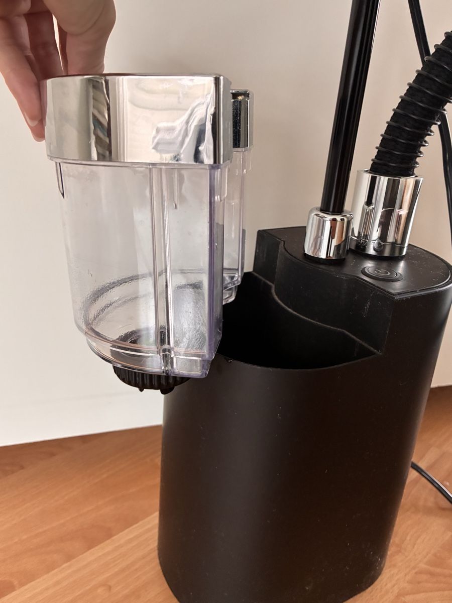 Pulitori a vapore: Stand Steamer mit integriertem Bügel – Usato da Zürich venduto da GarnetJade 2
