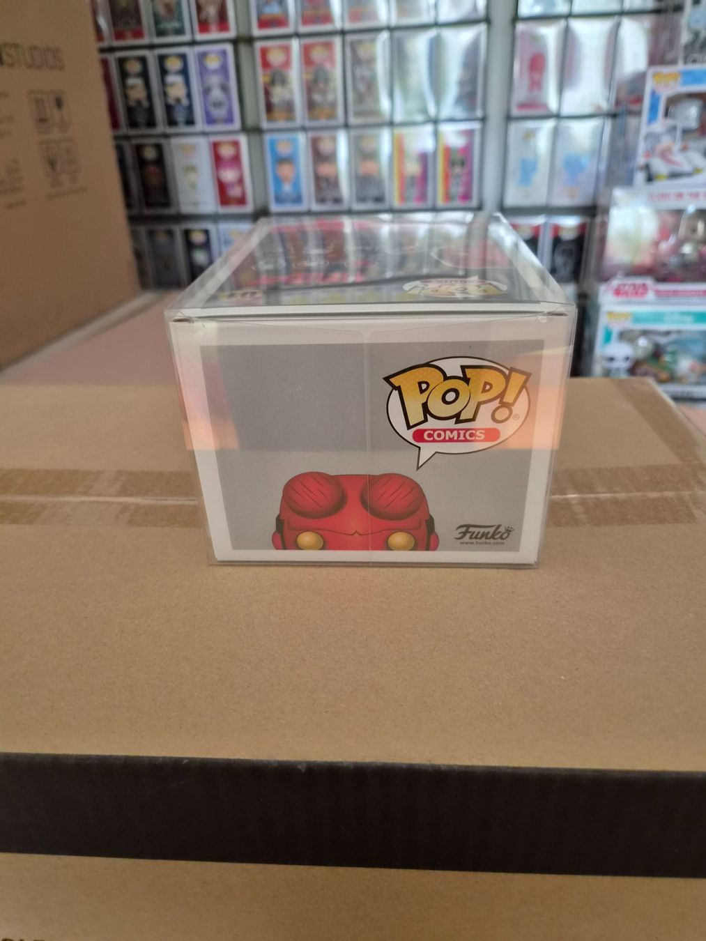 Funko Statuette: Funko Pop! Hellboy #01 Chase Limited Edition – Nuovo e nell'imballaggio originale da Sisseln AG venduto da schenk-figuren 4