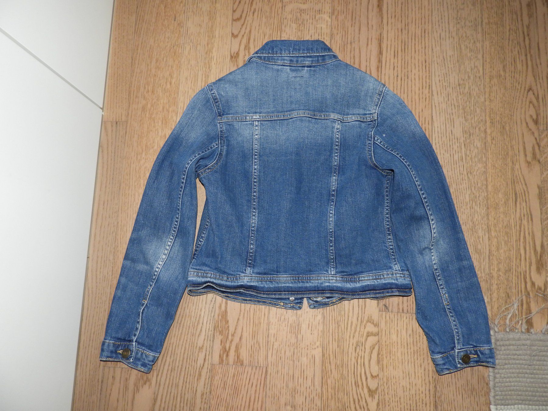 Gap Jacken: GAP Jeans Jacke Damen Gr. S – Gebraucht aus Hergiswil NW von Noema2006 3