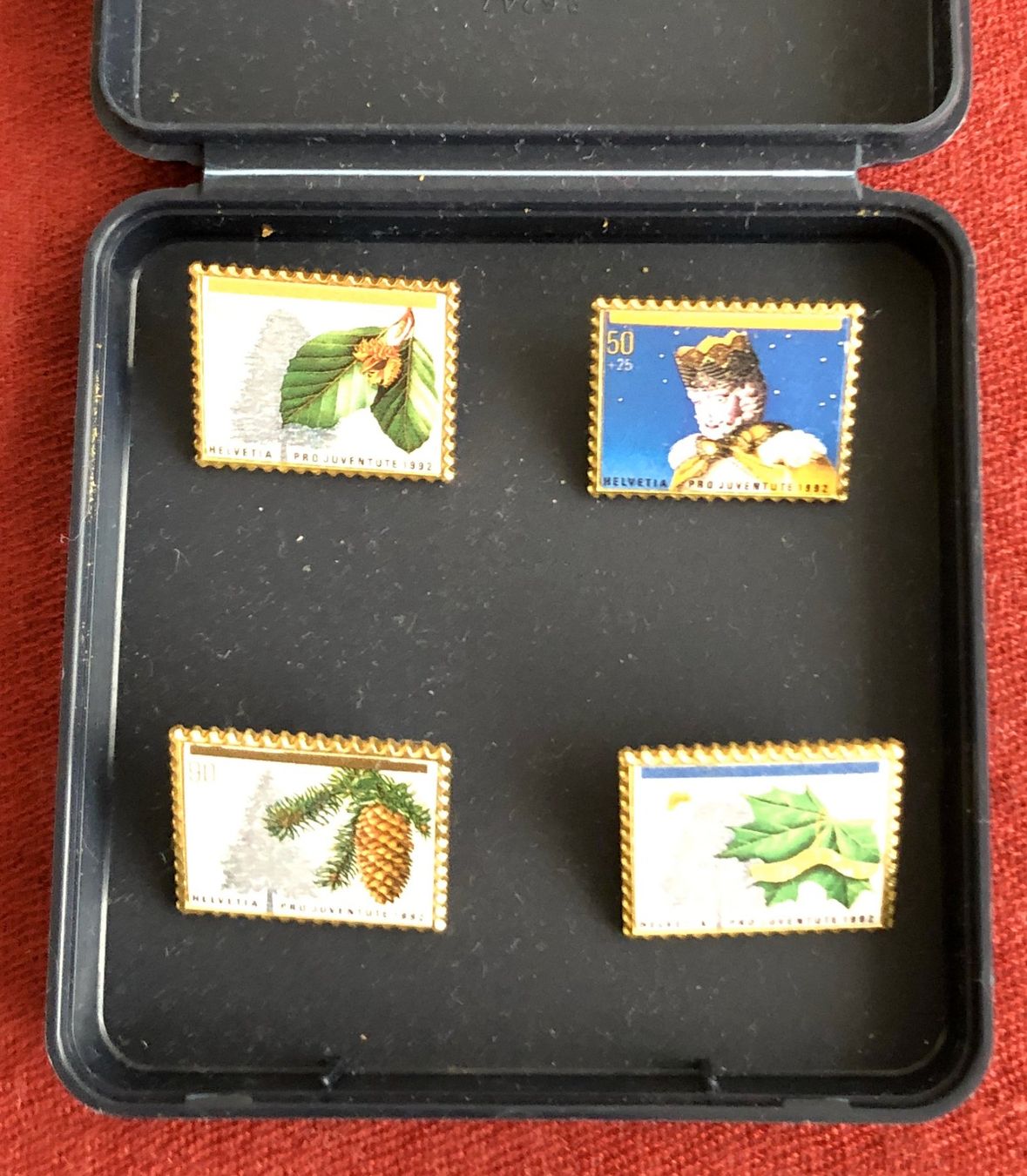 Spille & Fermagli: Pin Set Pro Juventute 1992 – Nuovo (secondo la descrizione) da Starrkirch-Wil venduto da heidiml