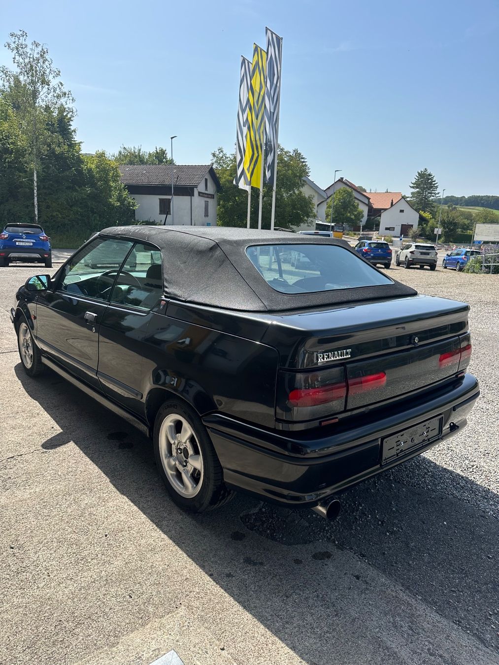 Renault Automobili: Renault R19 Cabrio – Usato da Bözen venduto da waechter4 4