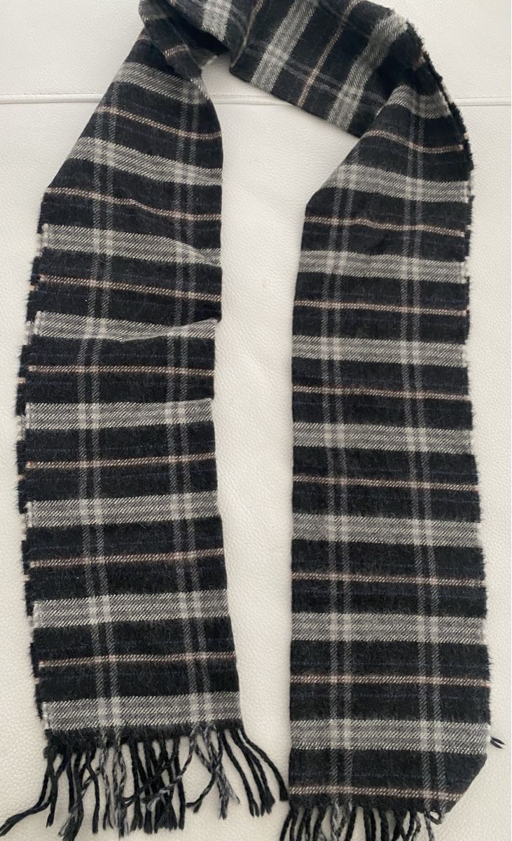 Hugo Boss Sciarpe: Hugo Boss Wolle Schal – Usato da Opfikon venduto da Luis144 6