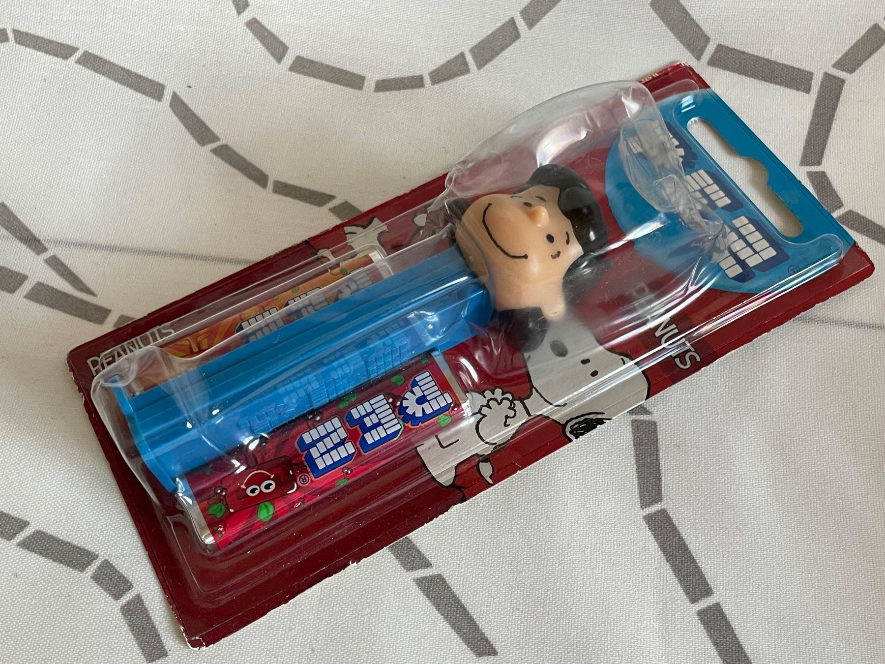 Pez Figuren: 4 PEZ Peanuts – Neu und originalverpackt aus Rafz von stg101 4