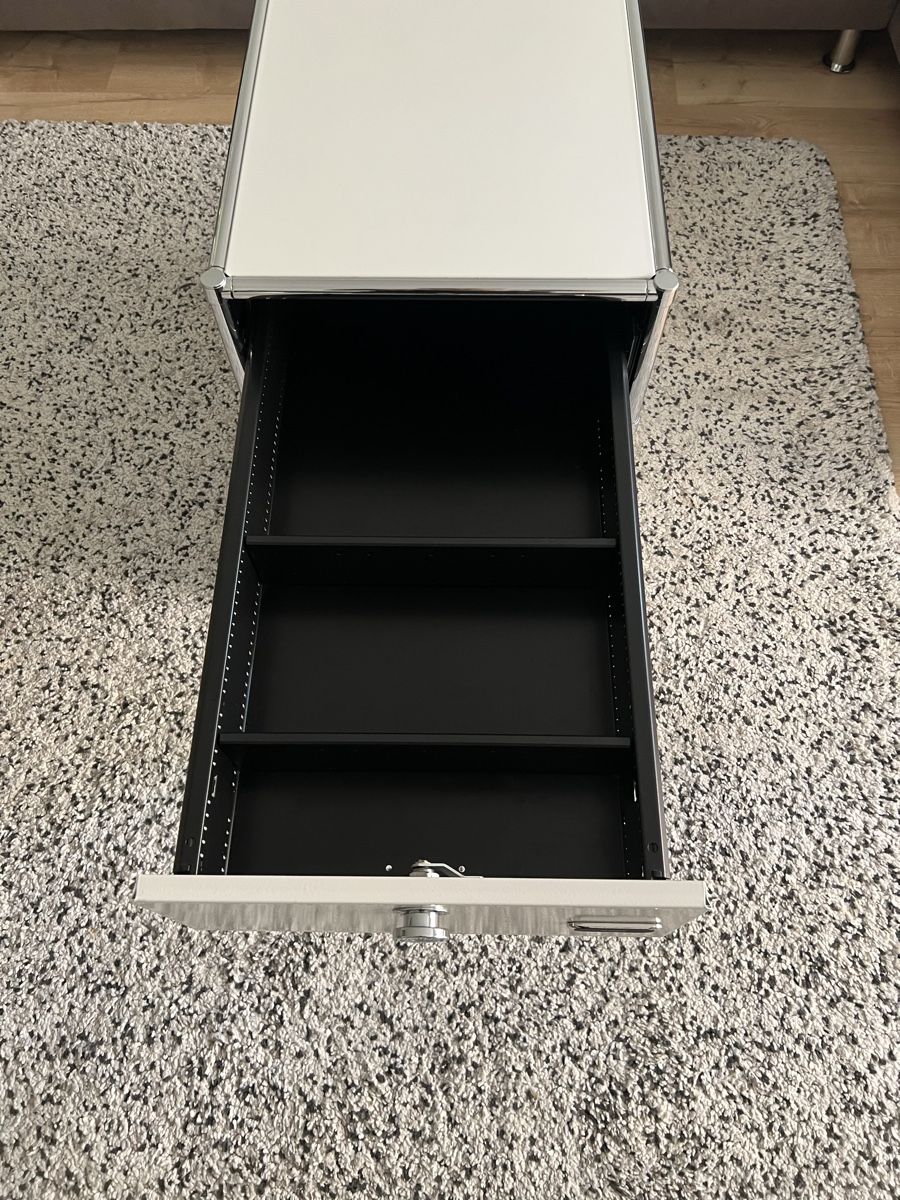 Pfister Banconi: SYSTEM4 QUADRO Design Rollcontainer Weiss | Metall – Usato da Gossau ZH venduto da SwissFinds7 3