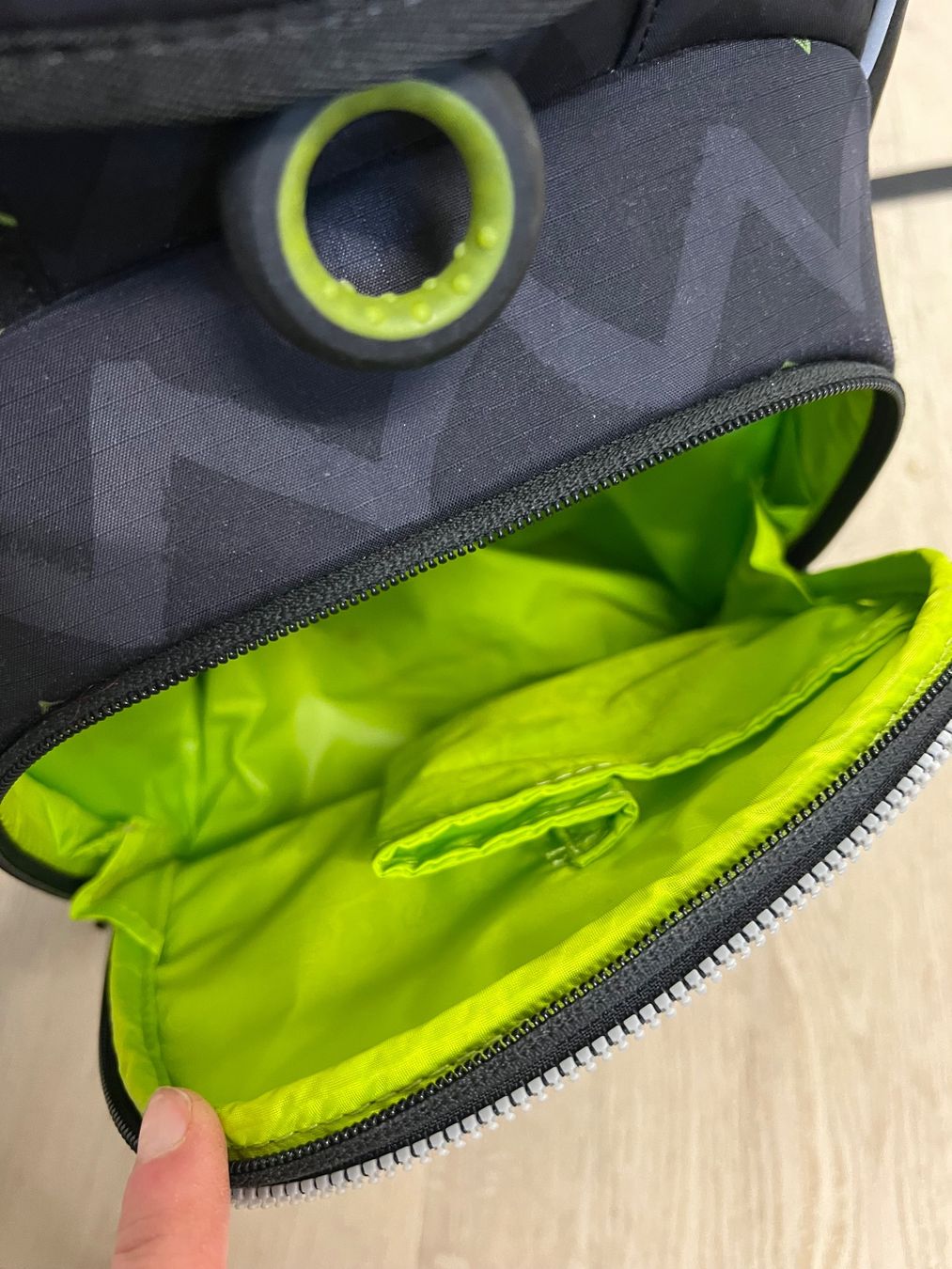 Ergobag Borse & Zaini: Ergobag cubo, Schulrucksack Ultralight mit Turnbeutel – Usato da Halten venduto da enilin 5