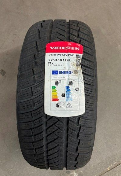 Pneus & Roues: Vredestein Winterreifen 225/55R17 XL 94V – Neuf (Voir description) à Biel/Bienne par orpundgarage